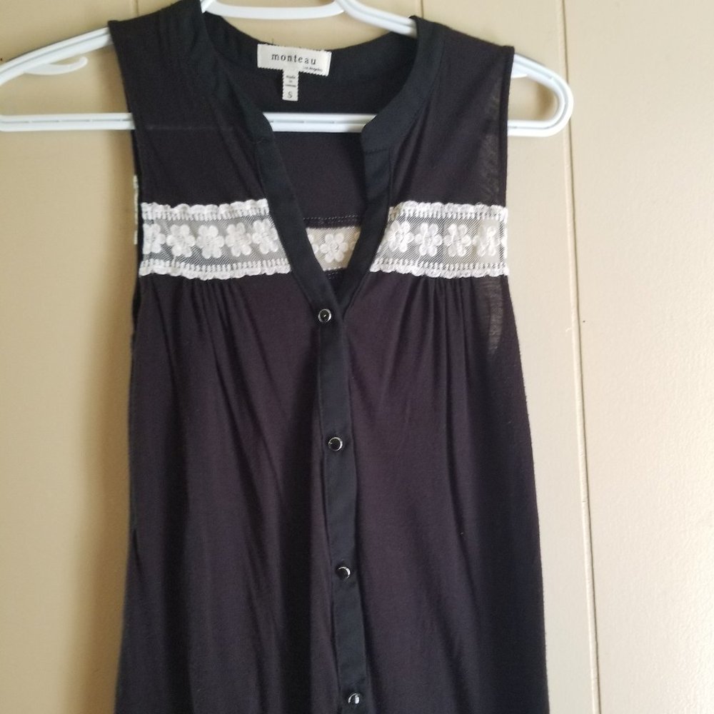 Monteau sleeveless top